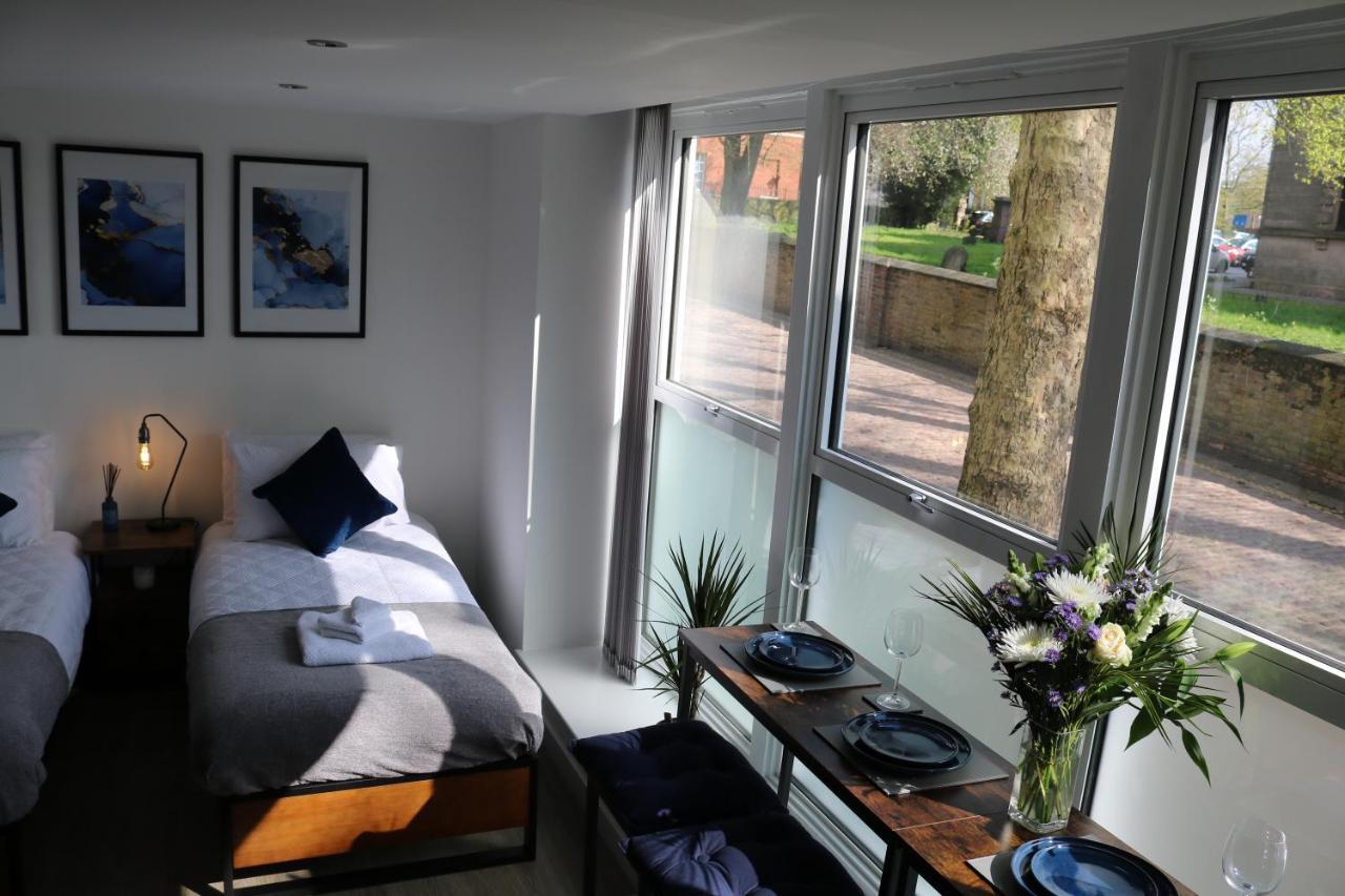 Wolverhampton - Gated Parking - George House 외부 사진